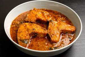 Fish curry [1 piece]