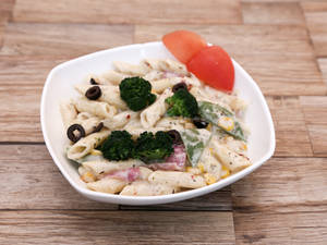 Chicken White Sauce Penne Pasta