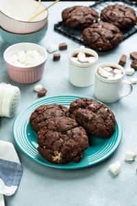 Mallow Dramatic Cookie