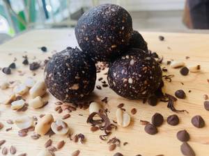 Choco Peanut Truffles
