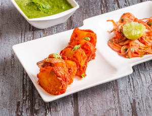 Achari Aloo Tikka (6 Pcs)