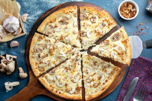 6 Slices Smal special veg Pizza