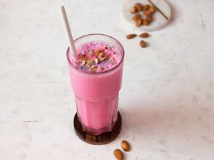 Fresh Strawberry Milkshake