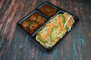 Veg Noodles And Manchurian Combo