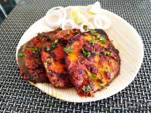 Surma Kerala Tawa Fry ( King Fish )