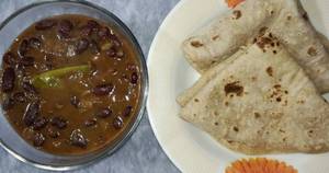 Rajma With 4 Tawa Butter Roti