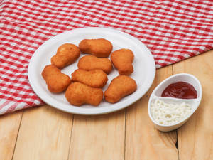 Chicken Nuggets (8 Pcs)