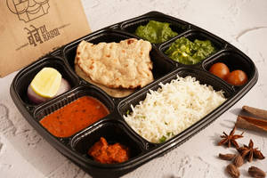 Palak Paneer Combo Thali