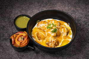 Paneer Butter Masala Momo