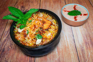 Paneer Tikka Dum Biryani