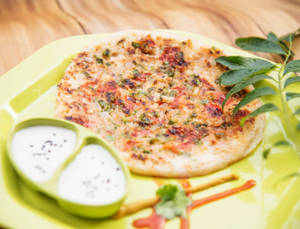 Mixed Vegetable Uttapam