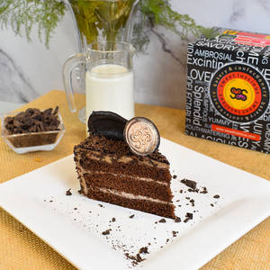 Royal Chocolate Pastry