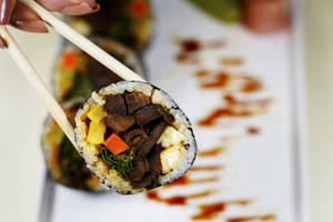 Shitake Mushroom And Mix Vegetable Gimbap