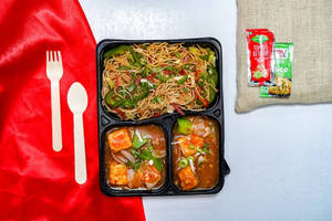 Paneer Chilli + Veg Noodles