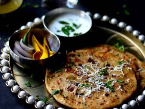 Aloo Cheese Paratha