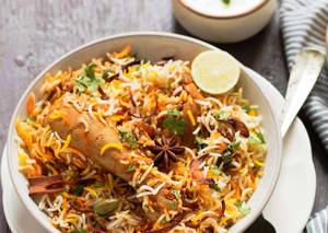 Chicken Hyderabadi Dum Biryani