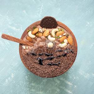 Chocolate And Love Smoothie Bowl