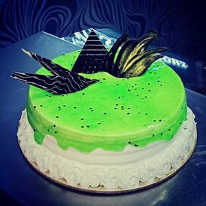 Classic Kiwi Cake
