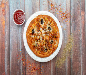 Chicken Barbeque Pizza