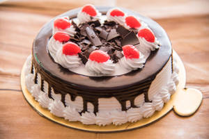Black Forest Cake (Half kg)