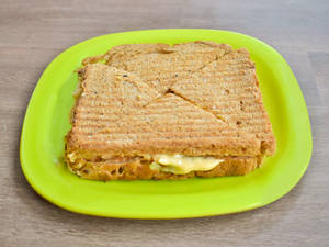 Cheese Paneer Grilled Sandwich