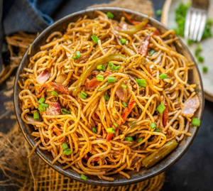 Chicken Hakka Noodels