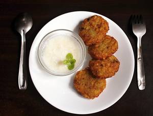 Ghee Aloo Upwas Vada (2 Pcs)