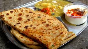 Mast Aloo Paratha's (2 Pc's)
