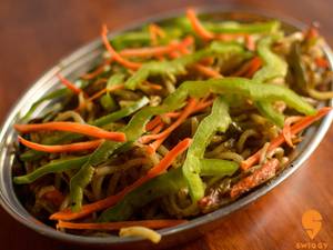 Veg Hakka Noodles