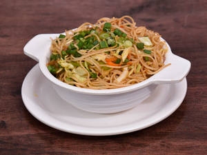 Veg Hakka Noodles