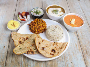 Subhash Deluxe Thali 