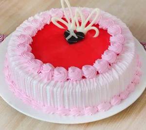 Eggless Strawberry Cake [450 grams]