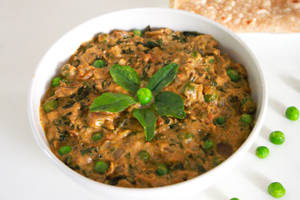 Methi Mattar Masala