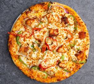 Chicken Paneer Pizza
