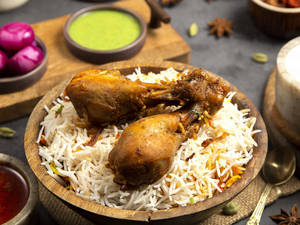 Chicken Lucknowi Biryani