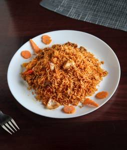 Schezwan Chicken Fried Rice