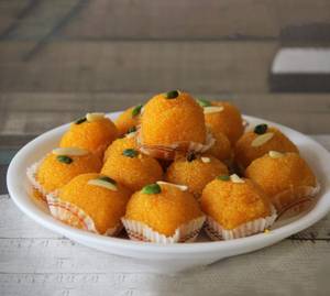 Kesar Laddu