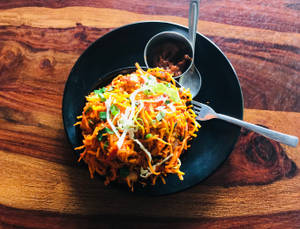 Chicken Schezwan Noodles
