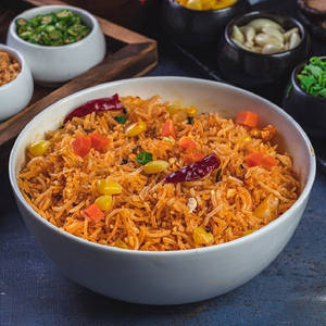 Schezwan Fried Rice Veg [Serves 1- 2]