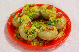 Sukka Puri (5 Pcs)