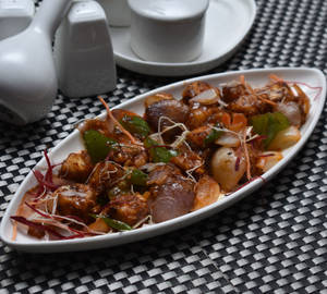 Paneer Chilli (8 Pcs)