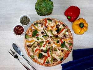 Veg Exotica Pizza, 10” Thin Crust, Serves  6 Slices