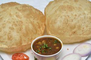 Chole Bhatoore
