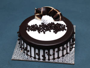 Chocolate Chips Cake (eggless)