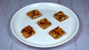 Kaju Dryfruits Patti