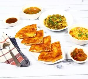 Dry Fruit Paneer Paratha