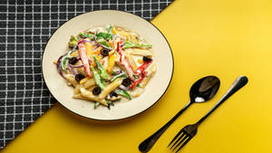 Creamy Alfredo Pasta [Serves 2]