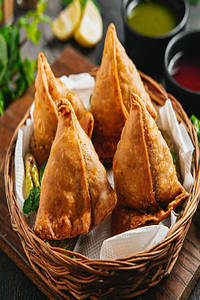Aloo Samosa  (2 Pcs)