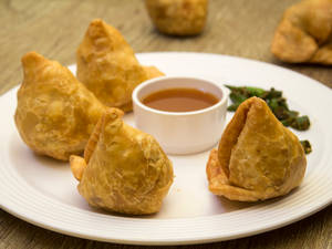 Aloo Samosa (4 Pcs)
