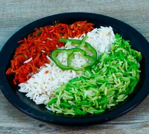 Traffic Jam Rice Cheese Top  With Grevy 